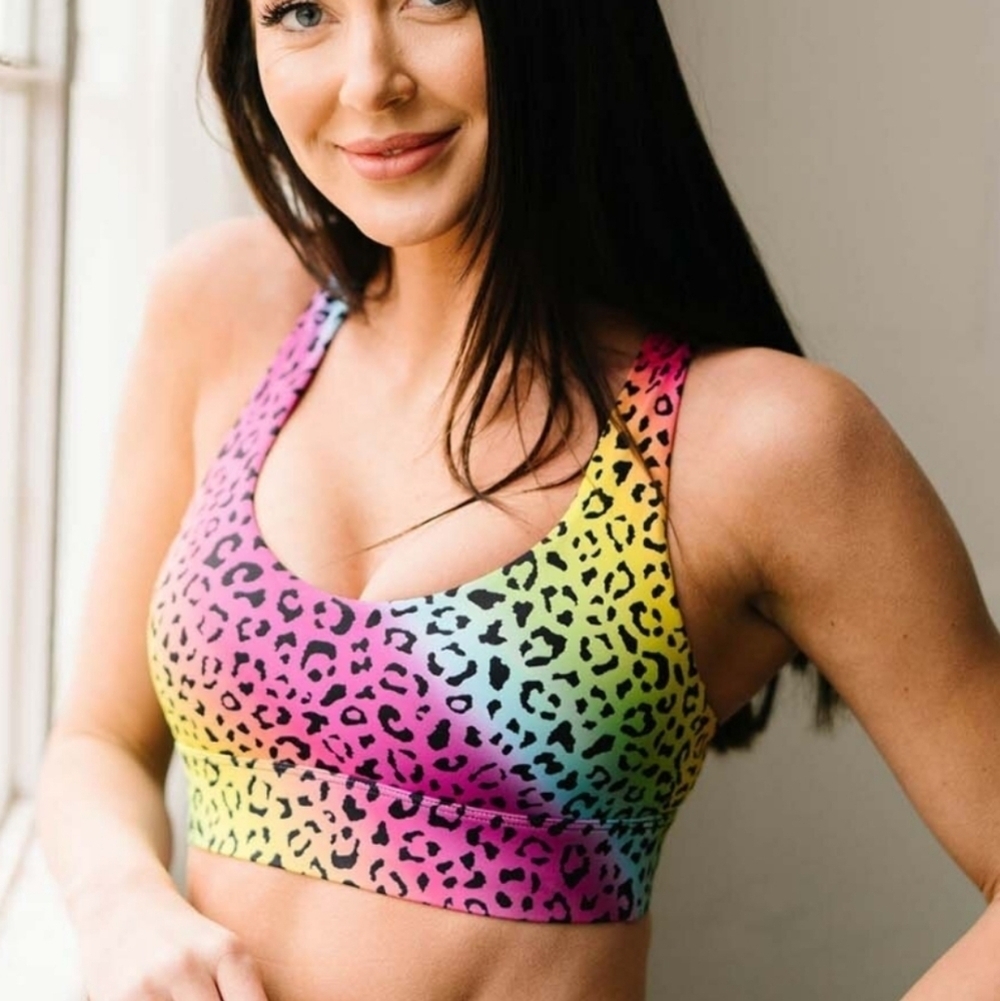 NWT Zyia Rainbow Leopard Light n Tight Strappy Bra